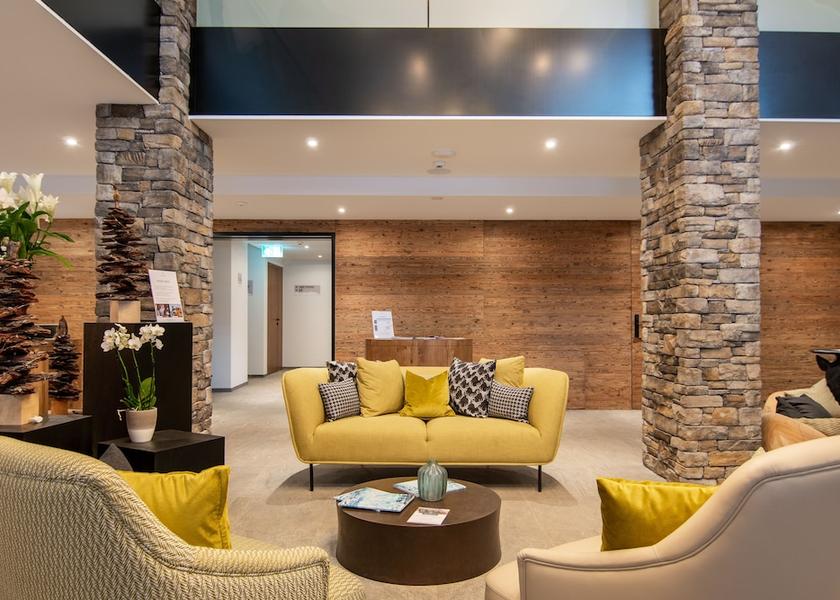 Valais Saas-Fee Lobby