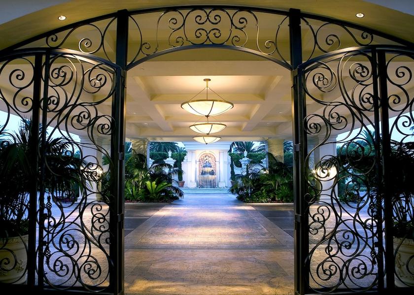 California Dana Point Entrance
