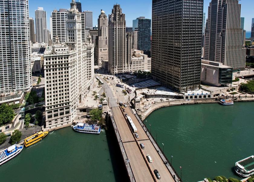 Illinois Chicago Exterior