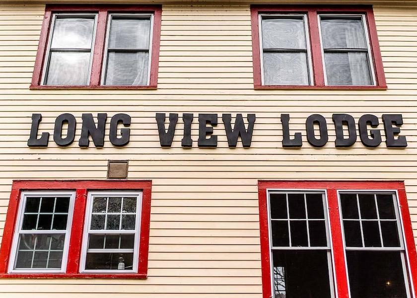 New York Long Lake Facade