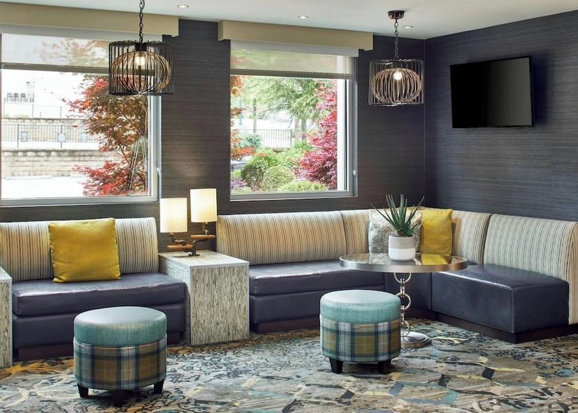 Georgia Dunwoody Lobby