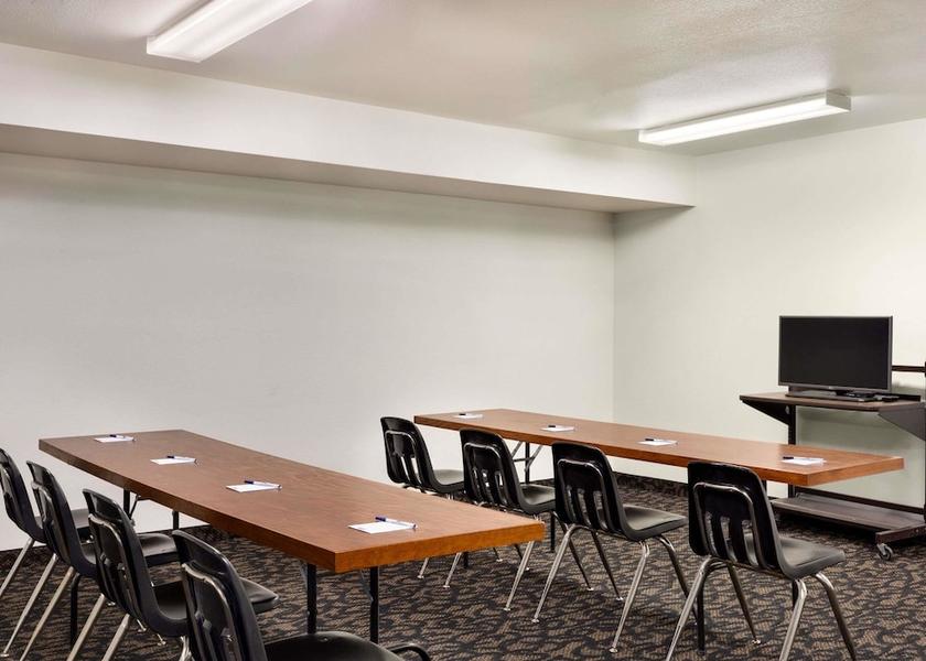 Kansas Sharon Springs Meeting Room