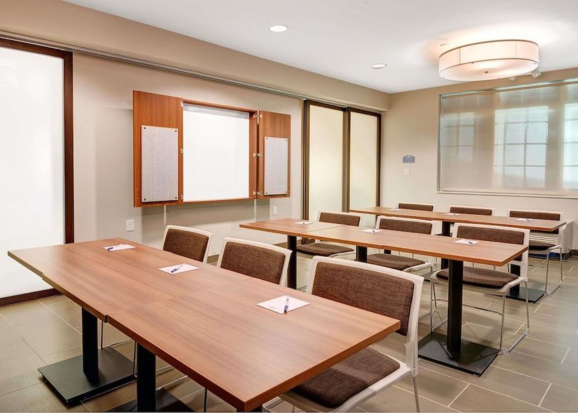 Pennsylvania Ridley Park Meeting Room