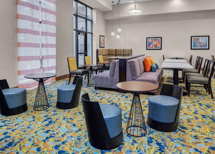 Wisconsin Milwaukee Lobby