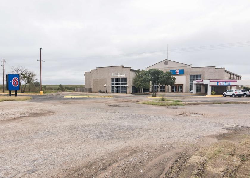 Texas Snyder Facade