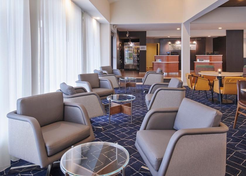 Michigan Livonia Lobby