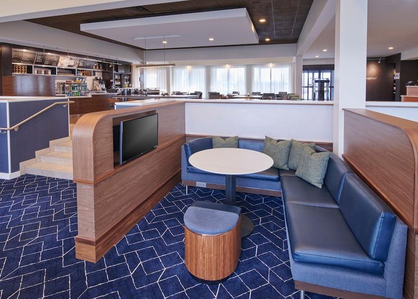 Michigan Livonia Lobby