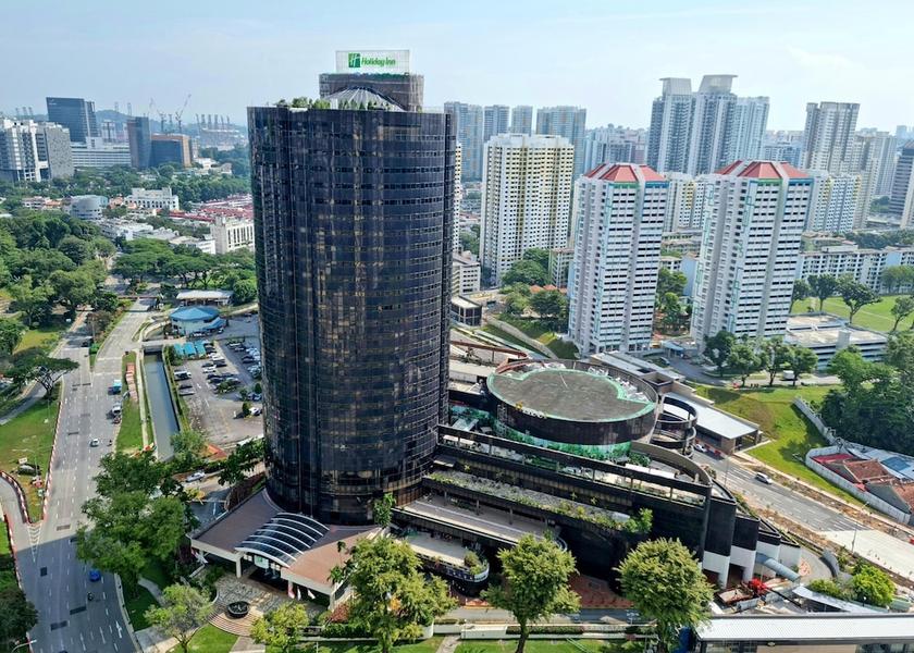  Singapore Exterior Detail