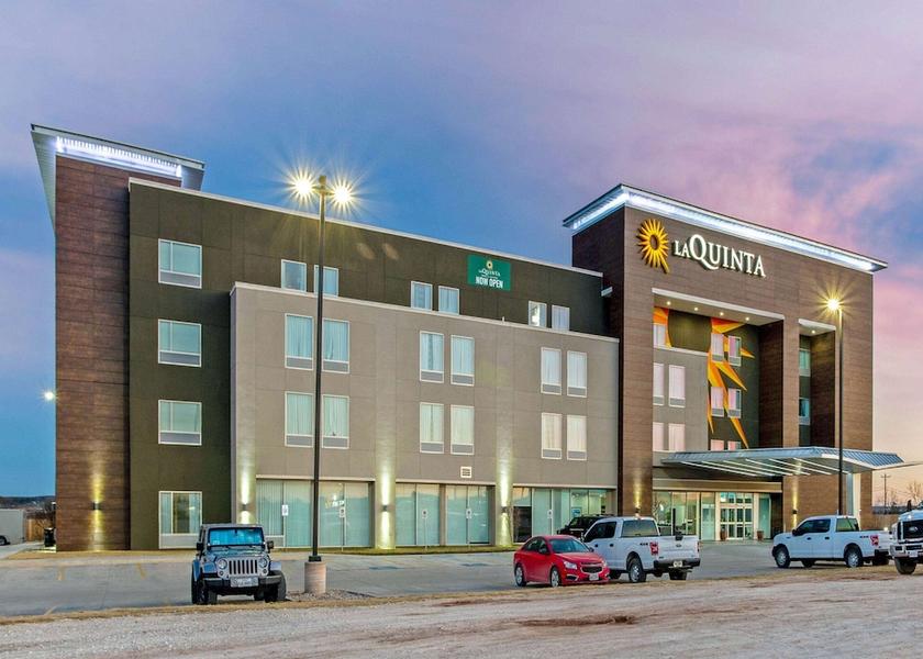 Texas Sweetwater Exterior Detail