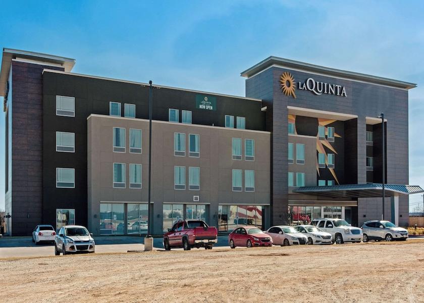 Texas Sweetwater Exterior Detail