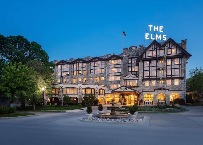 Missouri Excelsior Springs Exterior Detail