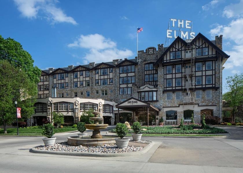 Missouri Excelsior Springs Exterior Detail