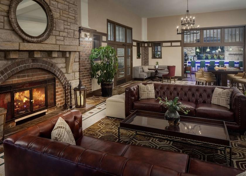 Missouri Excelsior Springs Lobby