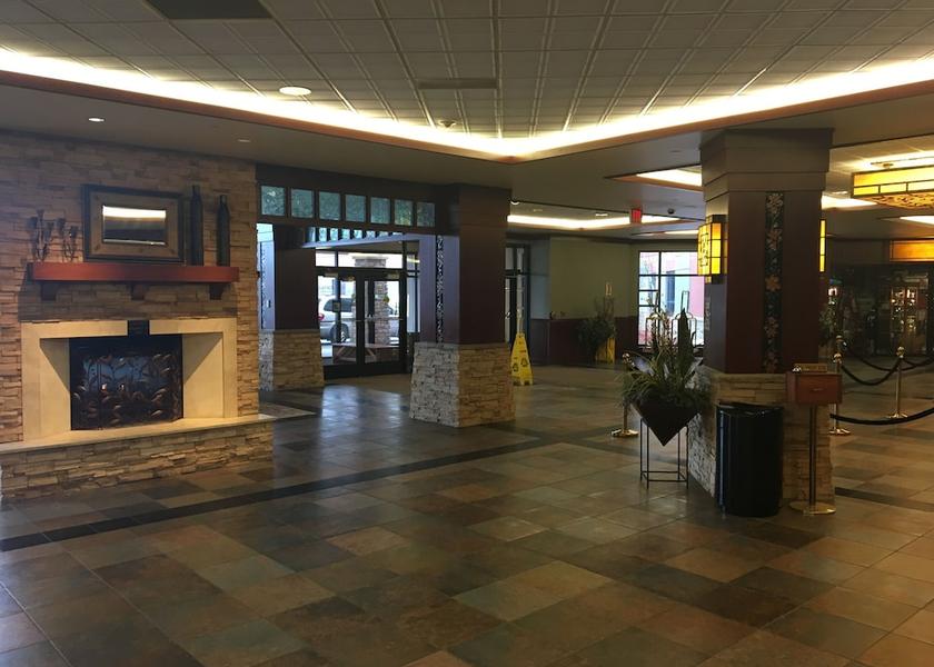 Minnesota Onamia Interior Entrance