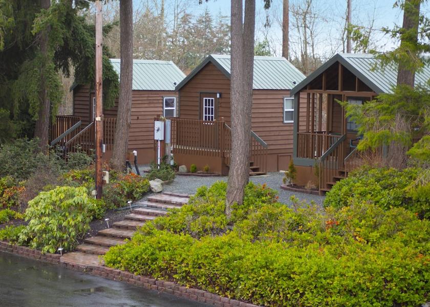 Washington Oak Harbor Bathroom