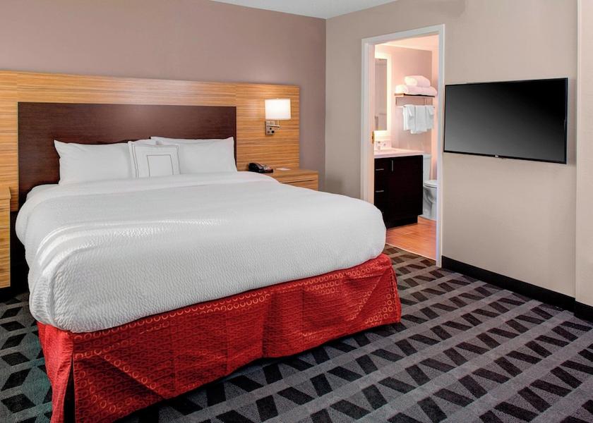 West Virginia Parkersburg Room