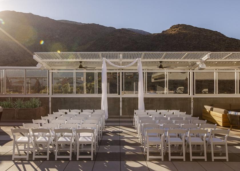 California Palm Springs Meeting Room