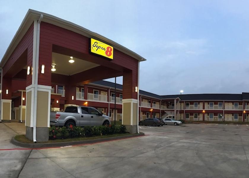 Texas Carrizo Springs Facade