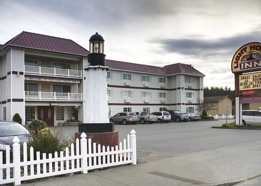 California Crescent City Facade