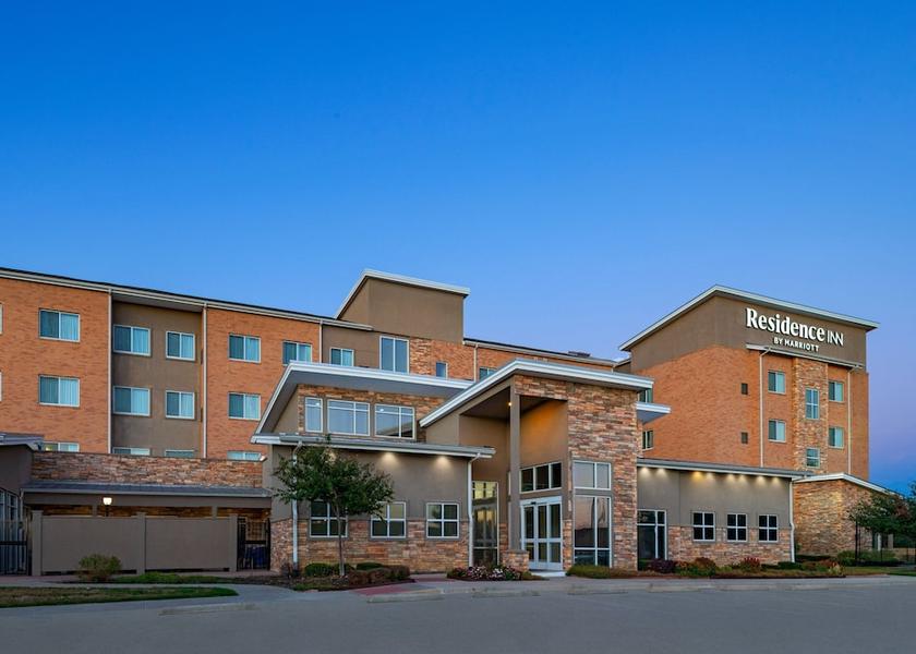 Texas Denton Exterior Detail