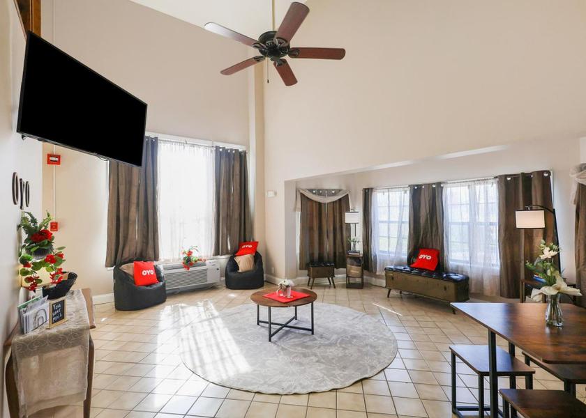 Tennessee Brownsville Lobby