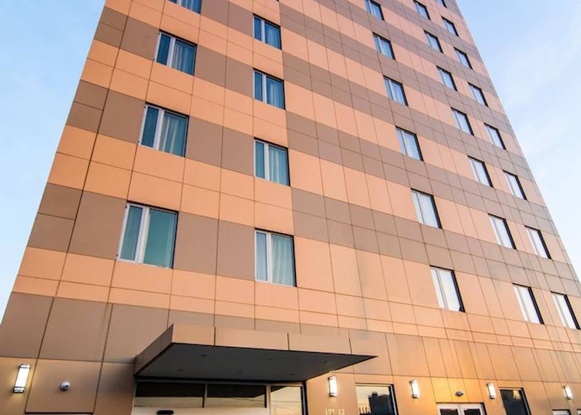New York Flushing Exterior