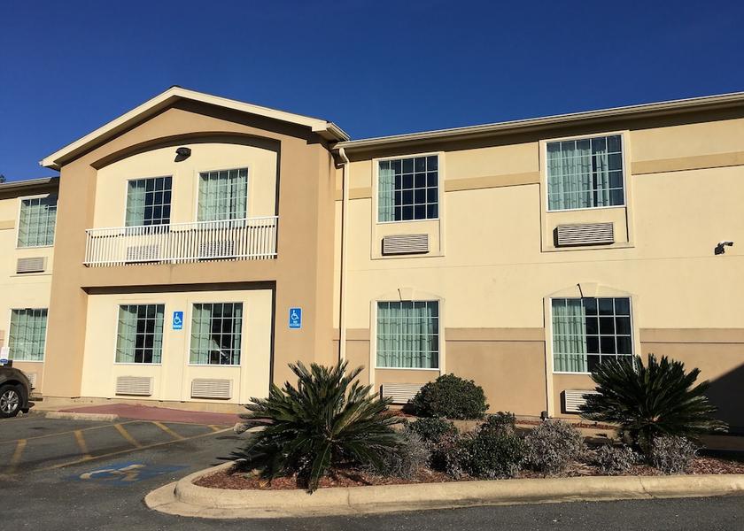 Wheelchair-accessible van parking