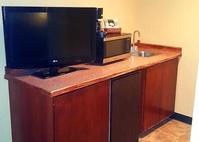 Nebraska McCook Mini-Refrigerator