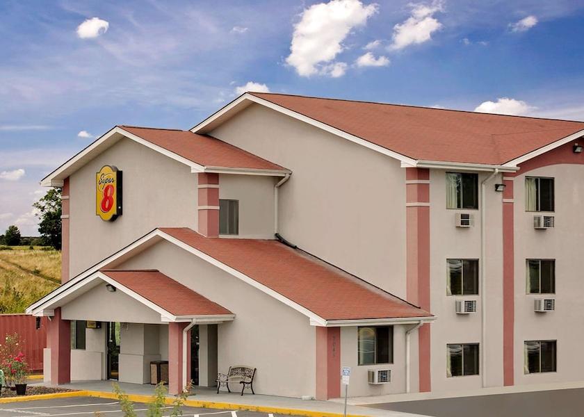 Virginia Waynesboro Exterior Detail