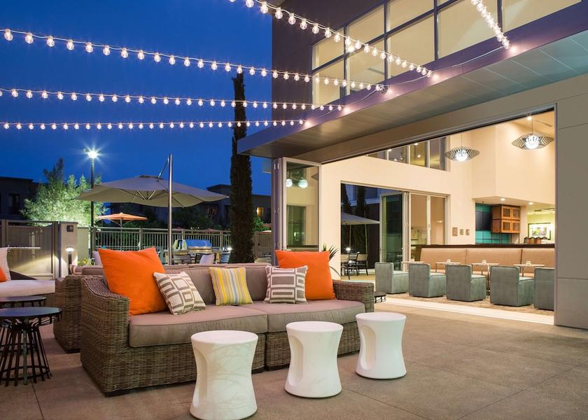California Aliso Viejo Exterior