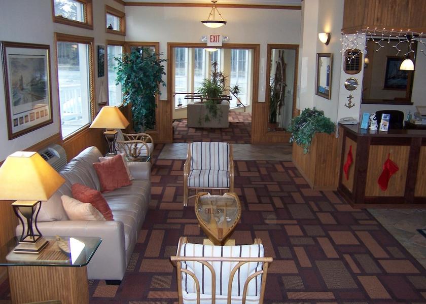 Michigan Traverse City Lobby