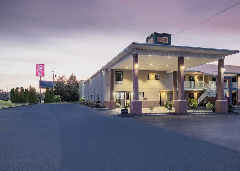 Georgia Rome Exterior Detail