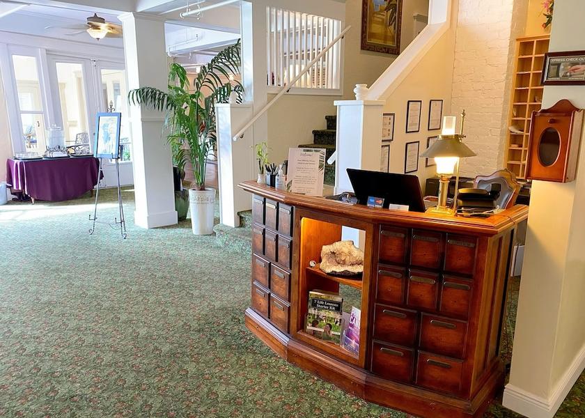 Florida St. Petersburg Lobby