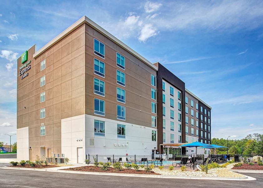 Georgia Covington Exterior Detail