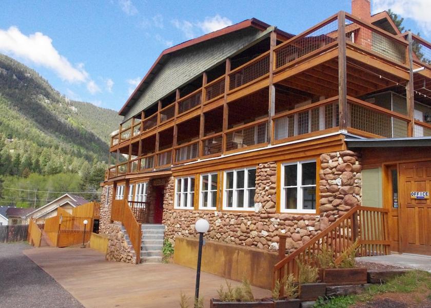 Colorado Green Mountain Falls Facade