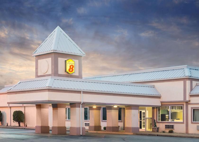 Kentucky Williamsburg Exterior Detail