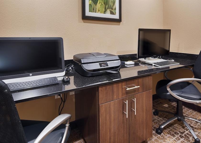 Texas Elmendorf Business Centre