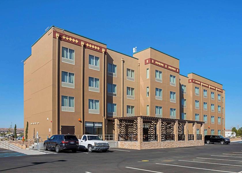 New Mexico Sunland Park Exterior Detail