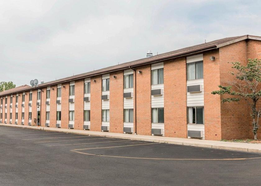 Michigan Walker Exterior Detail