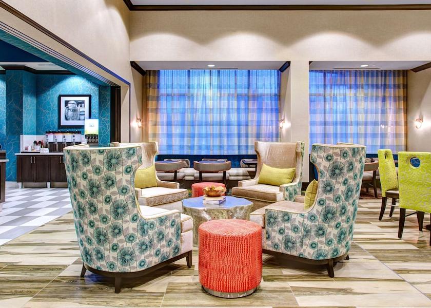 Georgia Dunwoody Lobby