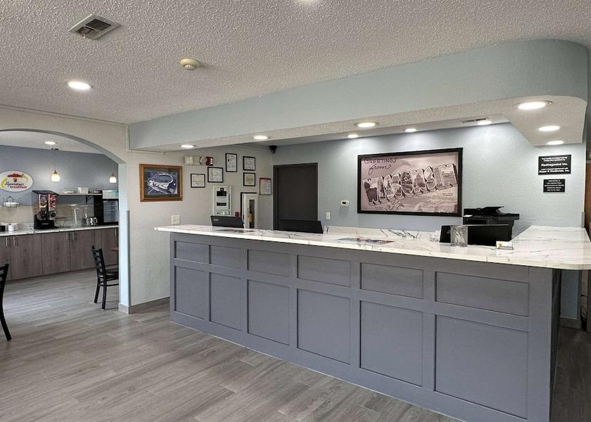 Wisconsin Green Bay Lobby