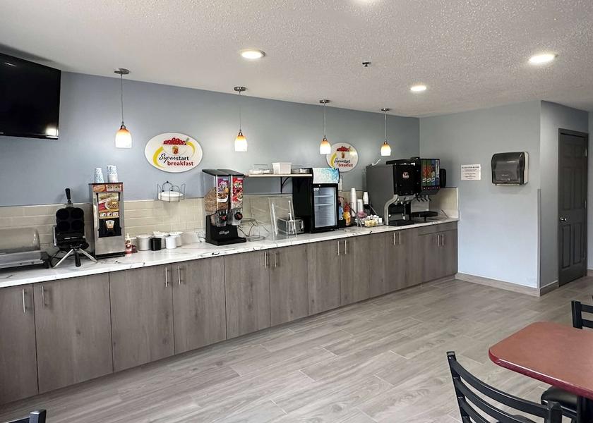 Wisconsin Green Bay Breakfast Area