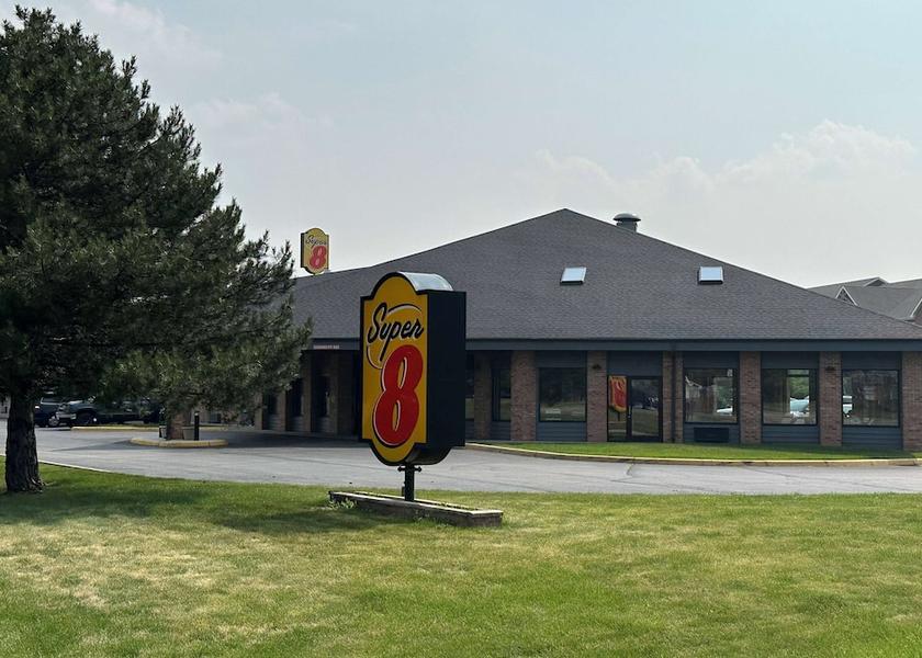 Wisconsin Green Bay Exterior Detail