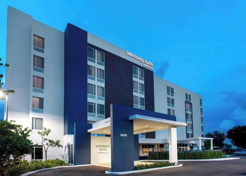 Florida Doral Exterior Detail