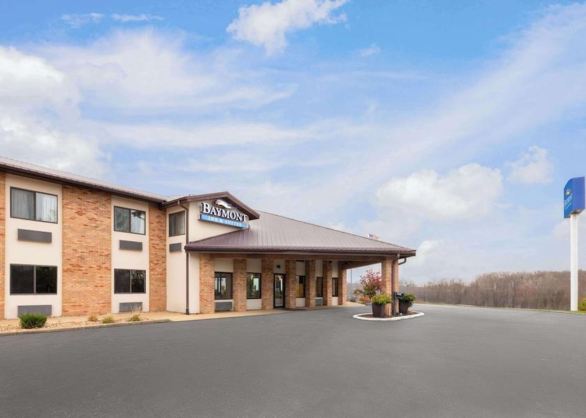 Missouri Warrenton Exterior Detail