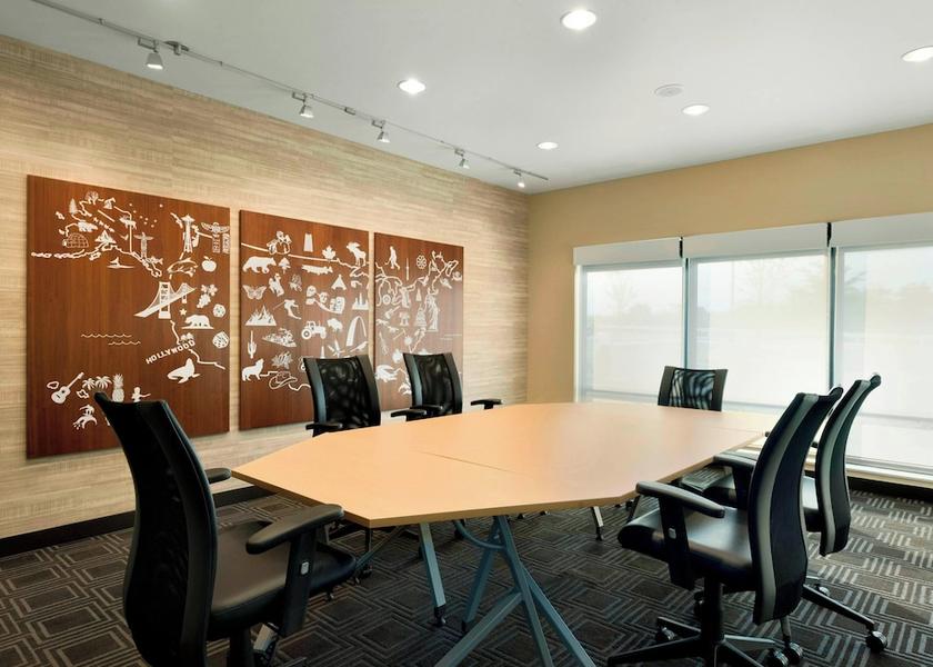 Pennsylvania Pittsburgh Meeting Room