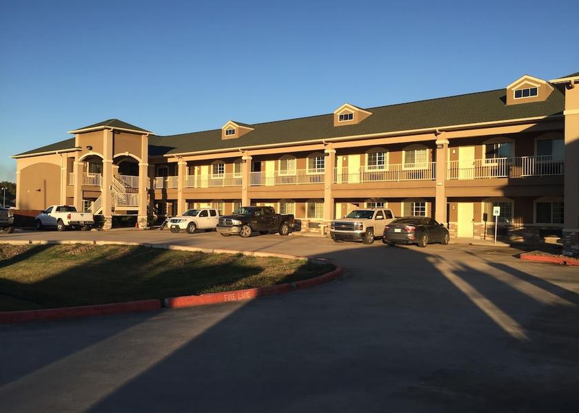Texas Highlands Facade