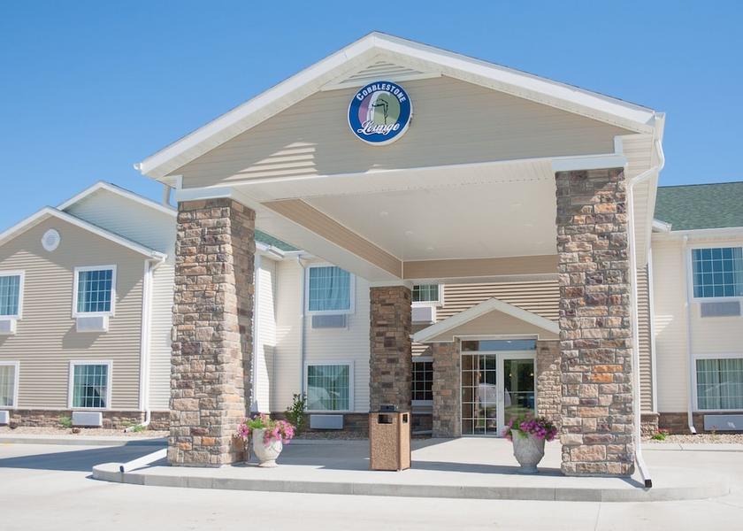 Iowa winterset Exterior Detail