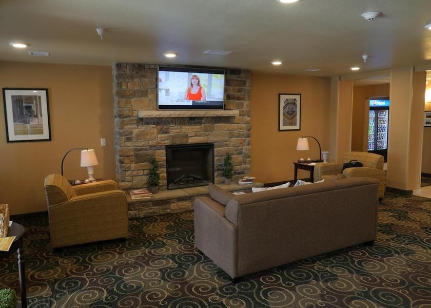 Iowa winterset Lobby
