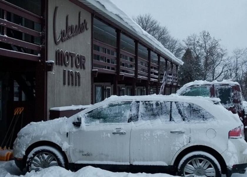 Minnesota virginia Exterior Detail